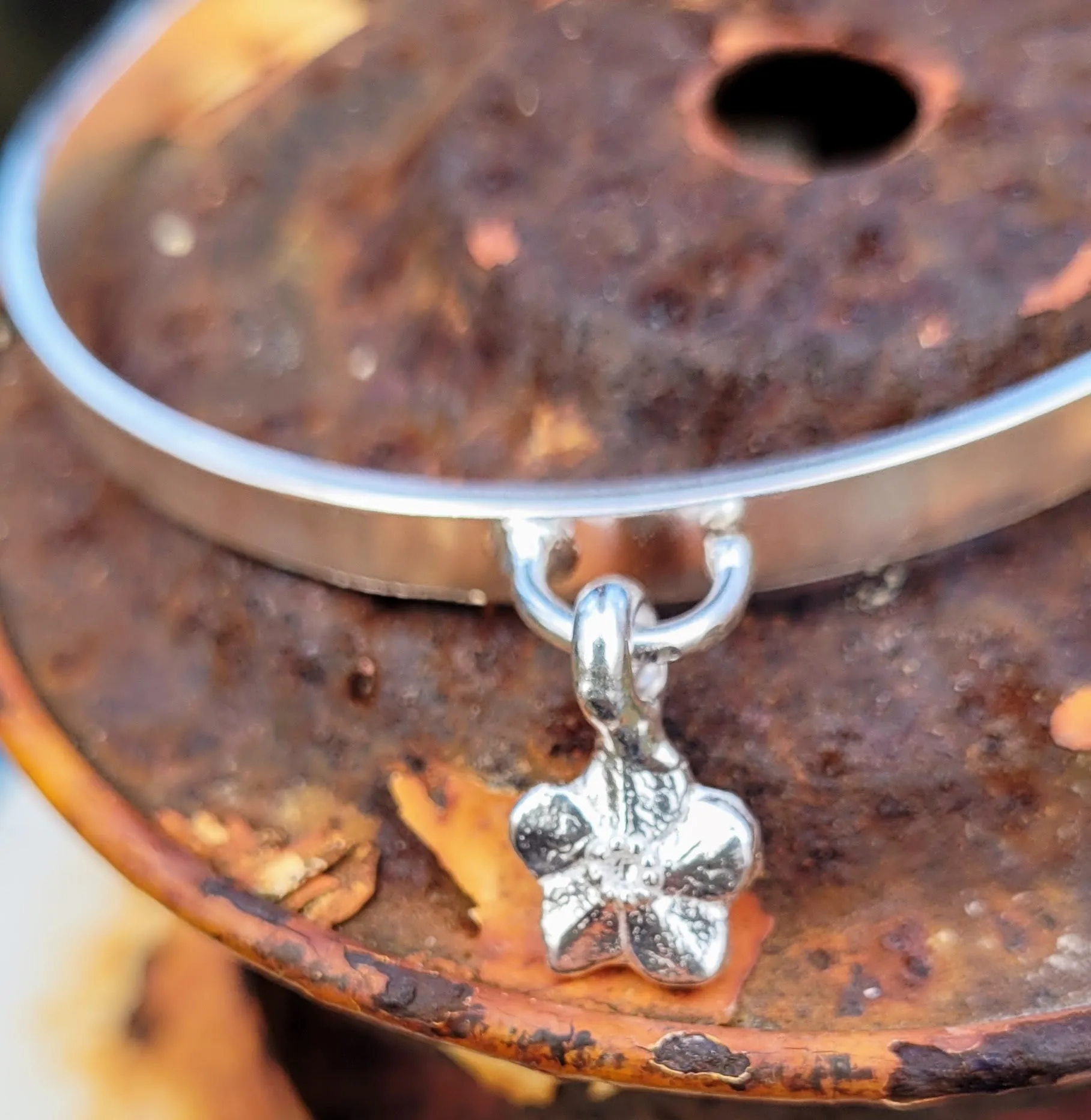 Forget Me Knot Chunky Stamped Charm Bangle