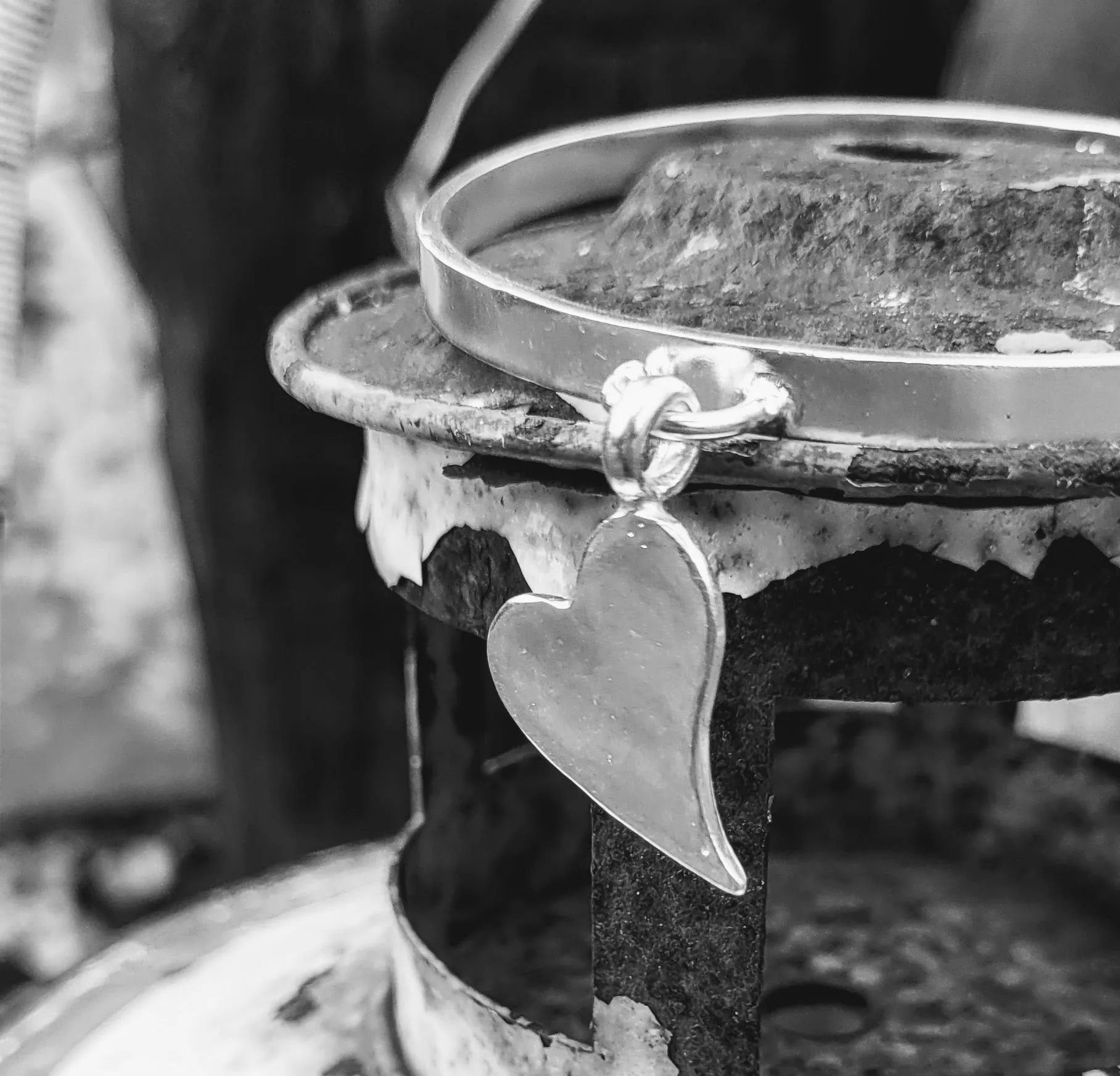 Wonky Heart Chunky Stamped Charm Bangle